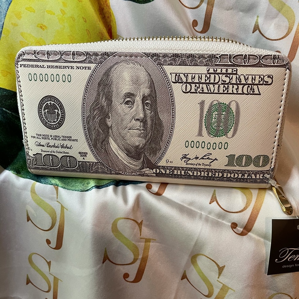 100.00 Bill Wallet